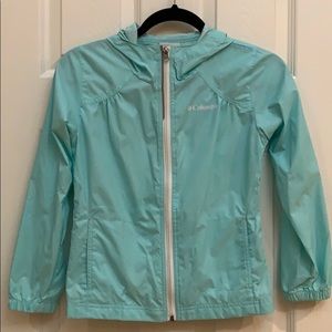 Girl’s Columbia rain jacket/wind breaker